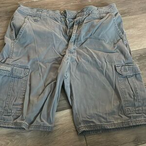 Wrangler men grayish blue cargo shorts